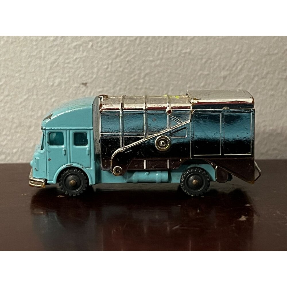 VINTAGE 1960s HUSKY S & D REFUSE VAN GARBAGE TRUCK GREAT BRITAIN TOY